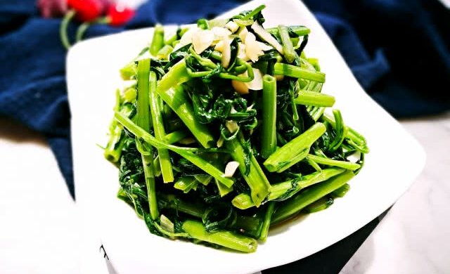 「Cathy边吃边营养」清炒空心菜