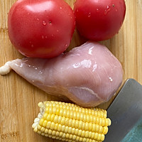 西红柿玉米烩鸡肉的做法图解1