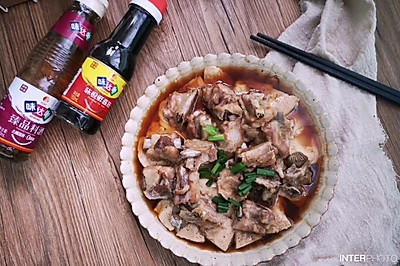 肉香四溢的豆腐蒸排骨