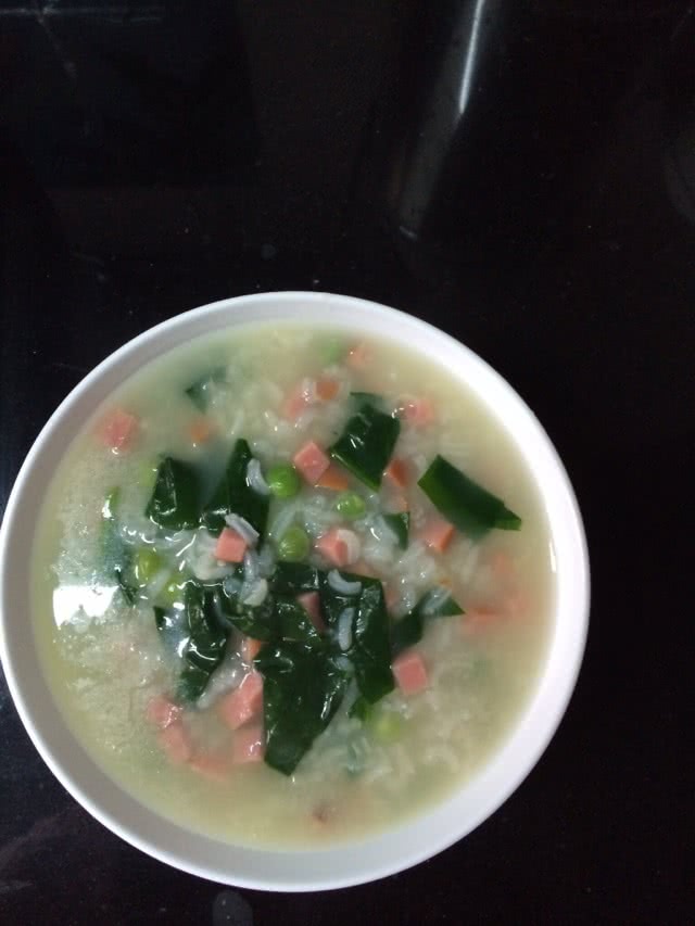 豌豆火腿菠菜粥