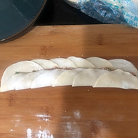 #我们约饭吧#玫瑰花抱蛋煎饺的做法图解7