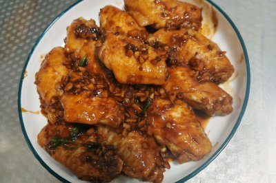 蒜香鸡翅
