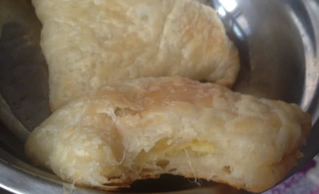 手抓饼版榴莲酥