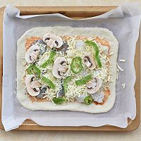 海鲜双拼披萨——鲜辣爽口，好吃到飞起的做法图解7