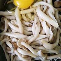 炸蘑菇的做法图解3