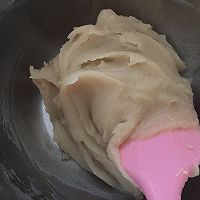豆沙裱花蛋糕的做法图解1