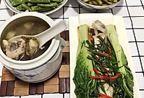 石斛黄芪茯苓排骨汤的做法