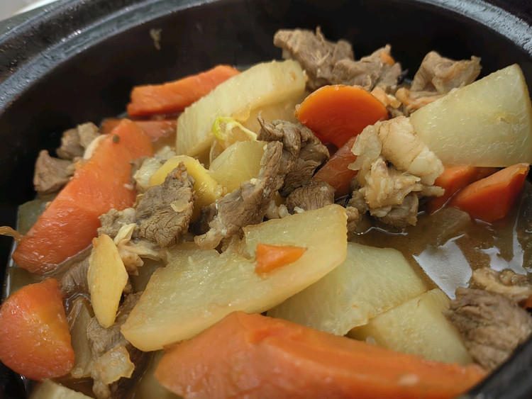 砂锅羊肉炖萝卜，秋冬最佳搭档的做法