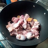 #菁选酱油试用之排骨烧鸡肫的做法图解6