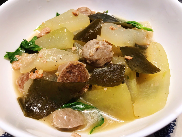 夏天减脂去湿的美味：肉末海带烧冬瓜的做法