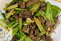 美味香喷喷，西芹炒牛肉的做法