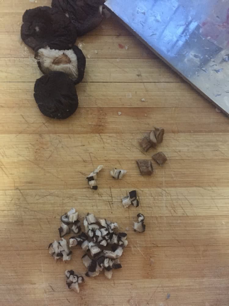 香菇猪肉饭的做法图解5