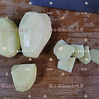 椒盐孜然土豆块的做法图解1