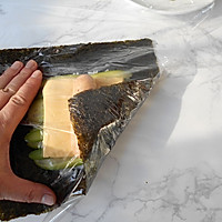 三文鱼肠海苔包饭的做法图解10