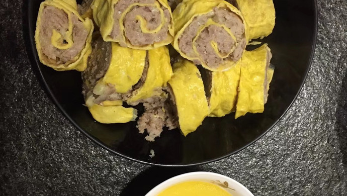 蒜香鸡蛋肉卷