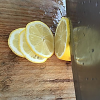 蜂蜜柠檬的做法图解2