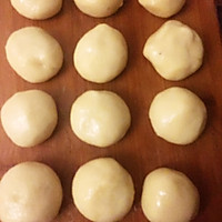 奶味软方包的做法图解3