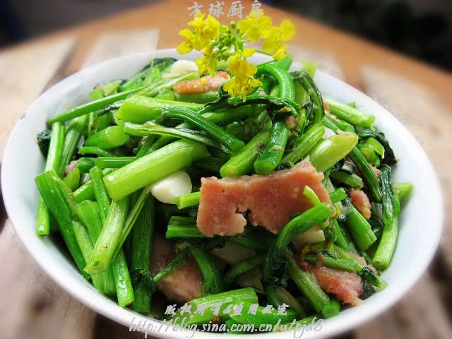 Stir fried meat and vegetables for lunch