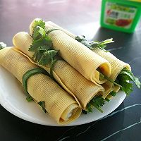 #爽口凉菜，开胃一夏！#蔬菜豆腐卷的做法图解4