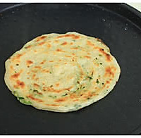 【烫面葱油饼】---越嚼越香,有点停不下来的做法图解9