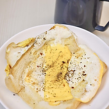 爆浆鸡蛋火腿芝士厚吐司早餐