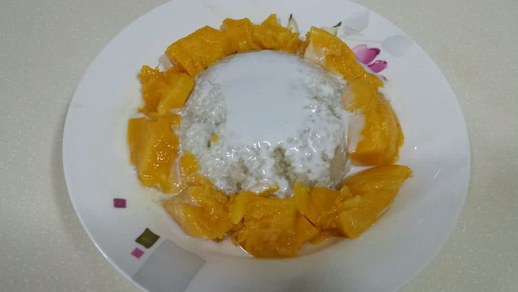椰浆芒果糯米饭的做法