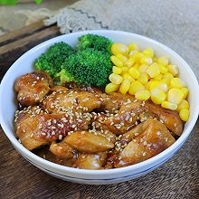 酱香鸡腿饭