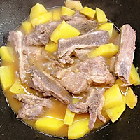土豆焖排骨的做法图解16