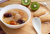 竹荪双枣莲子糖水的做法