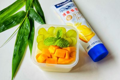 水果牛奶 冰粉炼乳果冻