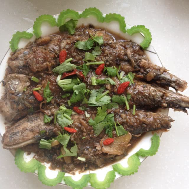 Braised green fish