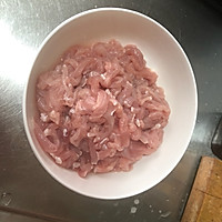 蒜苔炒肉丝的做法图解2