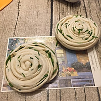 烫面葱油饼的做法图解7