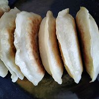 韭菜盒子的做法图解9
