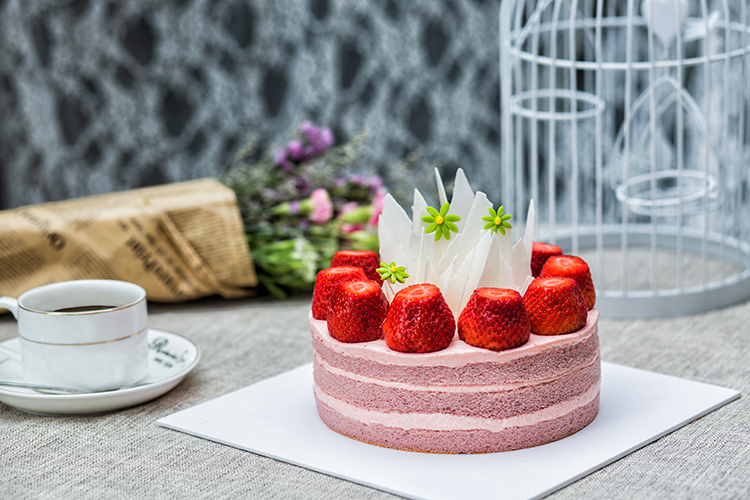 Strawberry cake