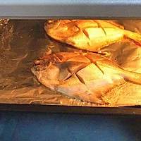 烧烤鲳鱼的做法图解9