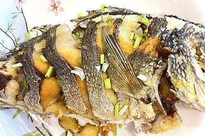 干煎金鲷鱼
