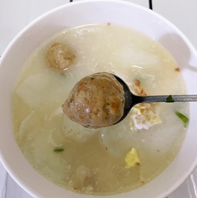 萝卜丸子汤的做法