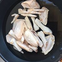 鸡翅煲的做法图解2