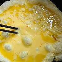 #夏日鲜味轻享健康#盐渍青瓜虾仁滑蛋饭的做法图解7