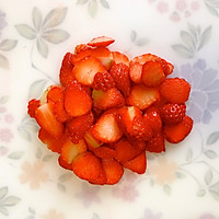 #餐桌上的春日限定#草莓酸奶千层蛋糕的做法图解6