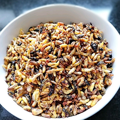 蜂蛹（油炸土蜂子儿）