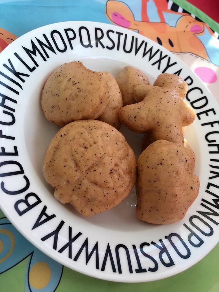卡通小馒头~红心火龙果味的做法