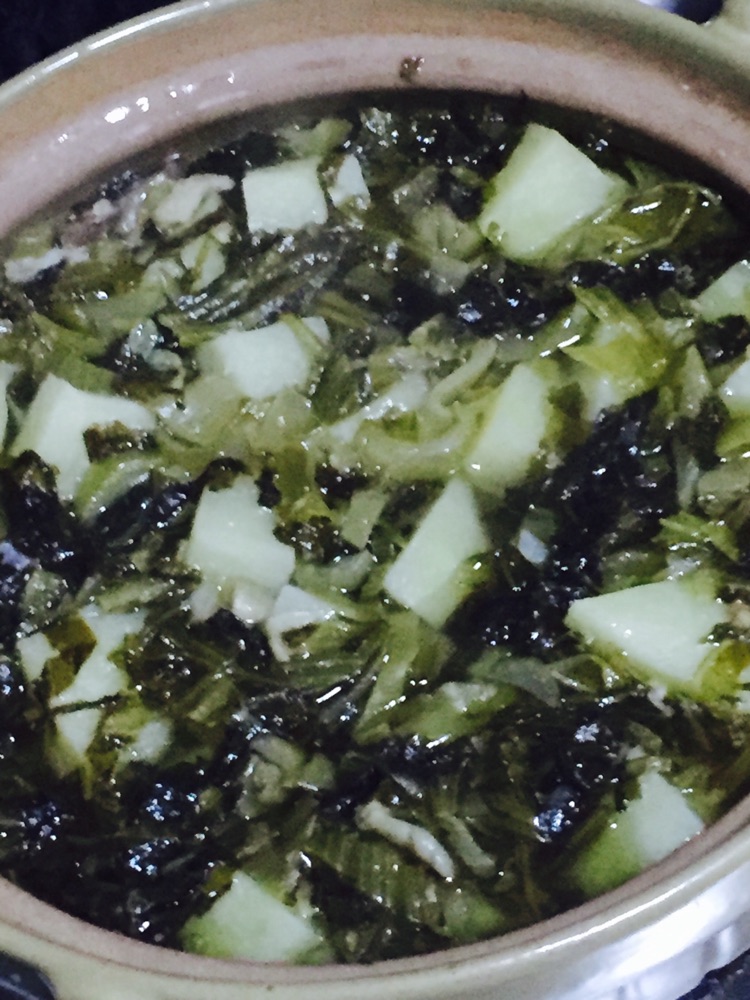 008潮汕五花肉土豆酸菜砂锅煲的做法图解5