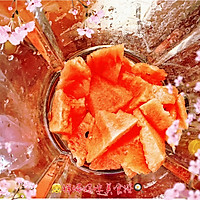 #在夏日饮饮作乐#雀巢炼炼艺术家的饮品炼乳西瓜汁的做法图解2