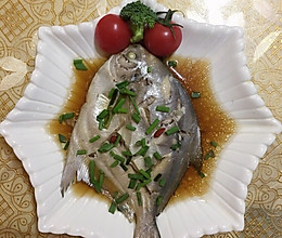 油葱鲳鱼的做法
