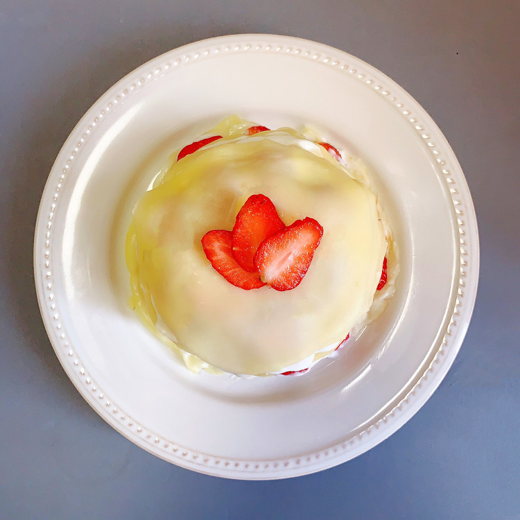 草莓酸奶千层蛋糕的做法