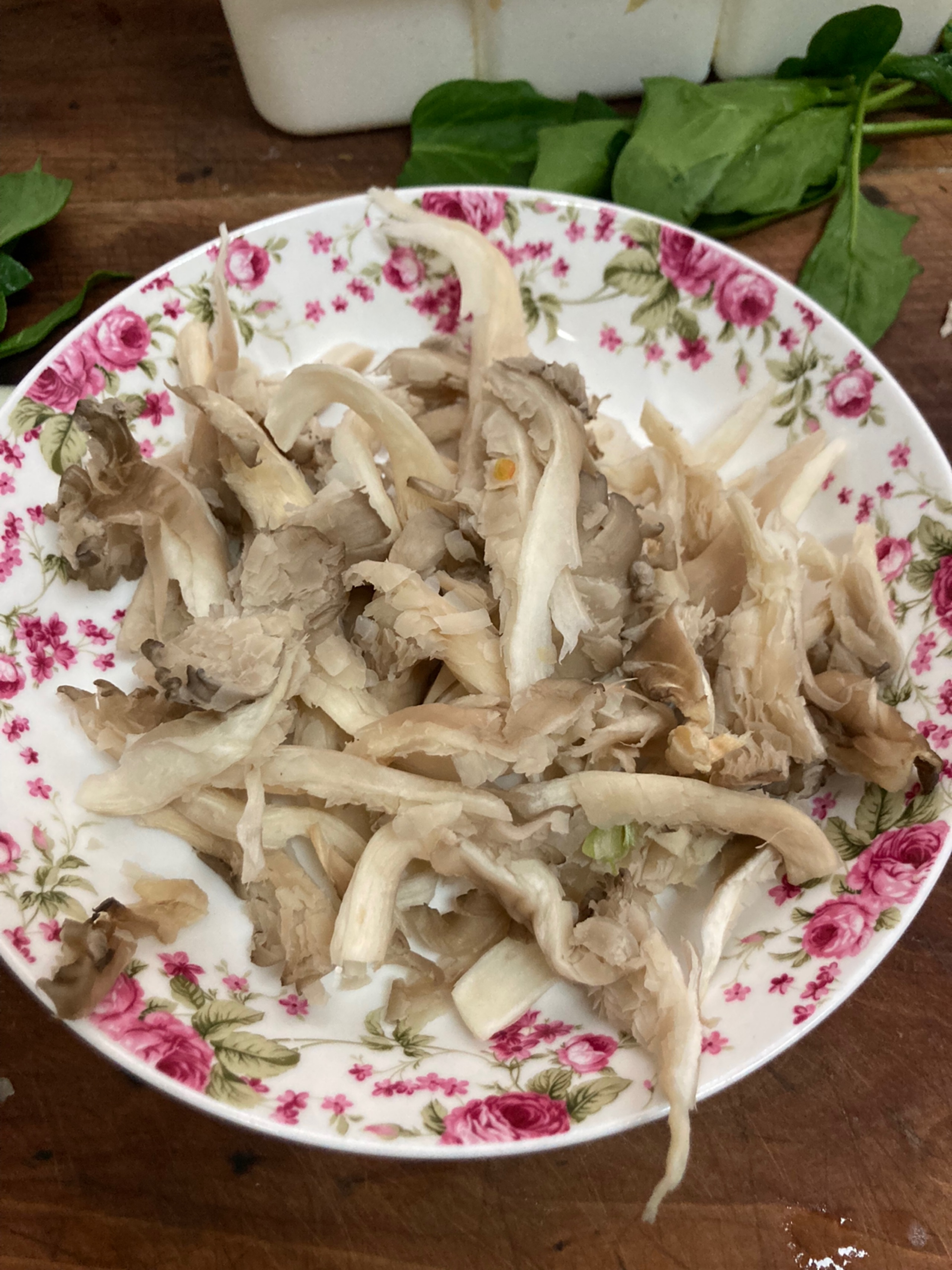 蘑菇炒青菜的做法，掌握这个技巧，能做出家的味道_哔哩哔哩_bilibili