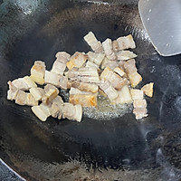 酸菜焖肉的做法图解2