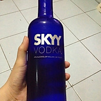 养乐多伏特加的做法图解1